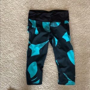 Lululemon Yoga Pants - size 6